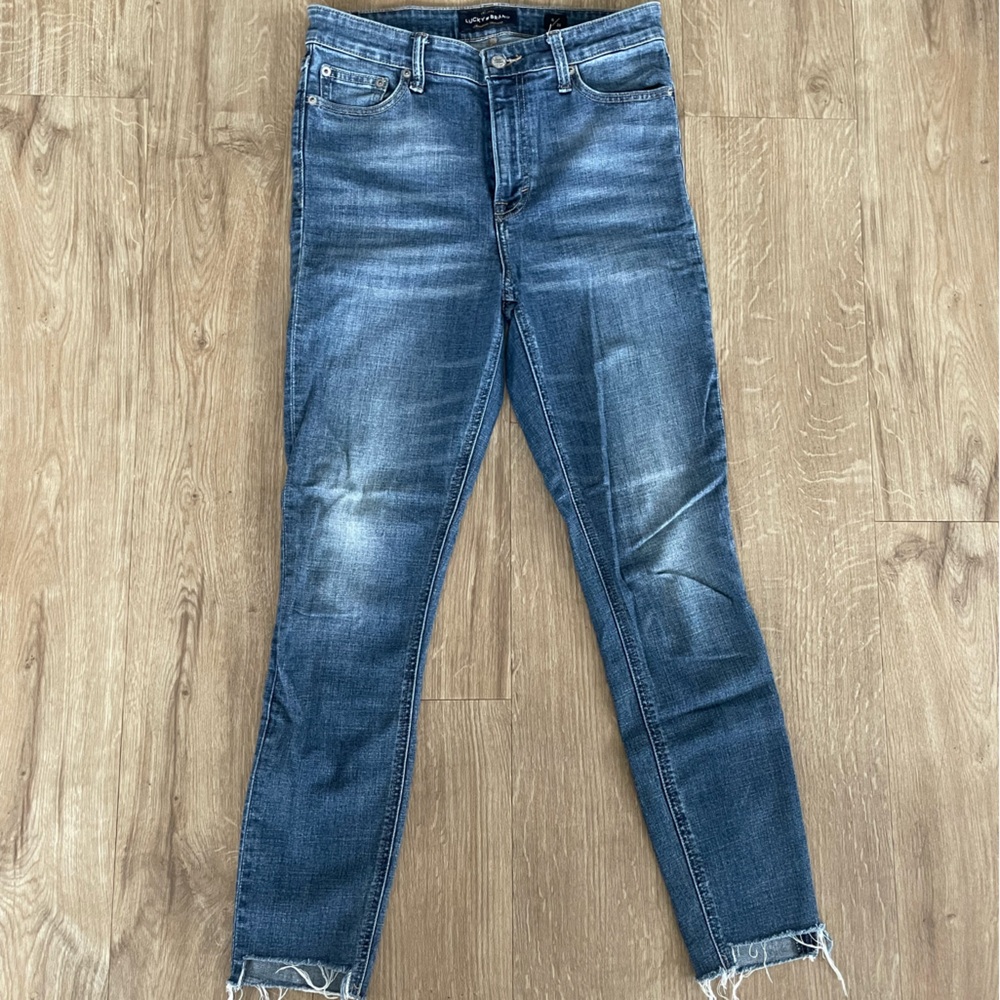 Lucky Brand | Bridgette Skinny Jean | Distressed Hem
